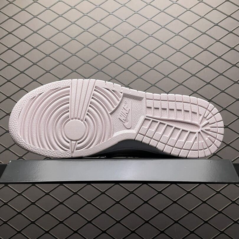 Dunk Low Paisley Pack Pink