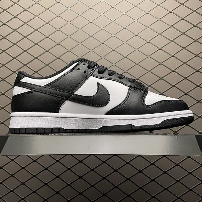 Dunk Low Retro White Black Panda (2021)