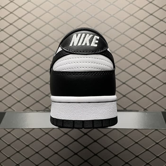 Dunk Low Retro White Black Panda (2021)