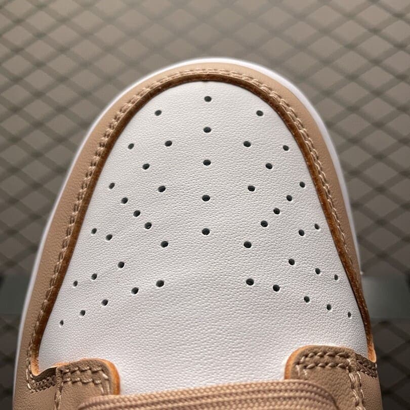 Dunk Low Rose Whisper