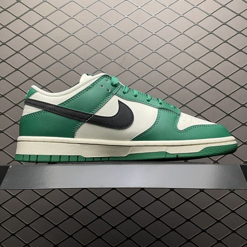 Dunk Low SE Lottery Pack Malachite Green