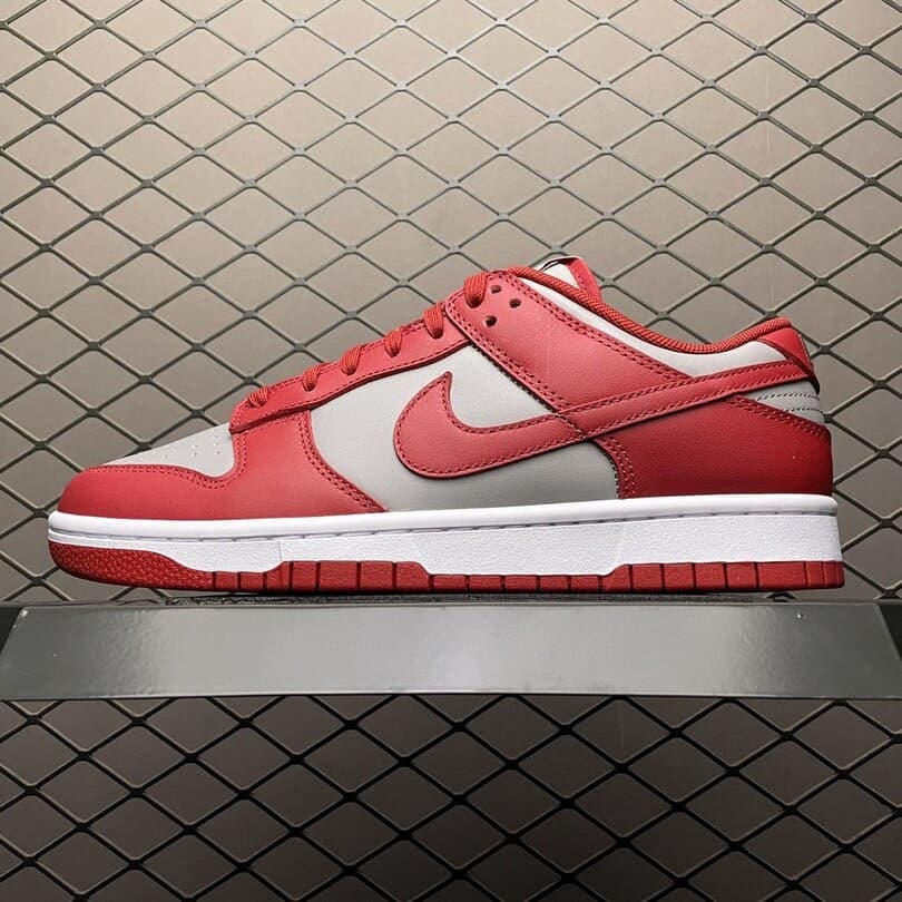Dunk low Grey Varsity Red