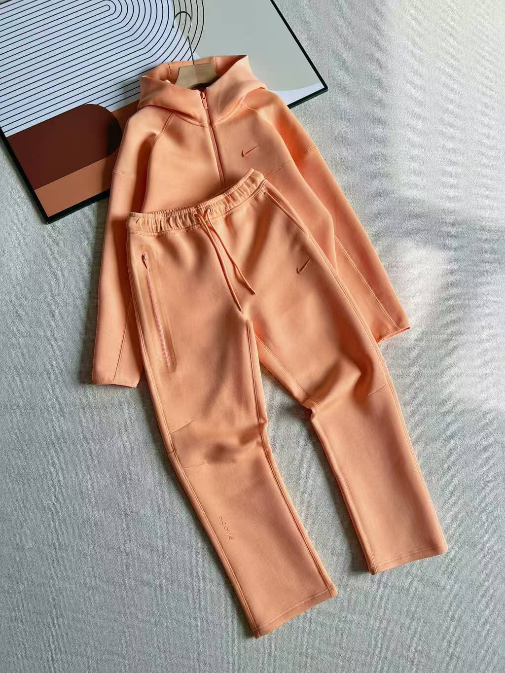 nocta tech fleece full corail