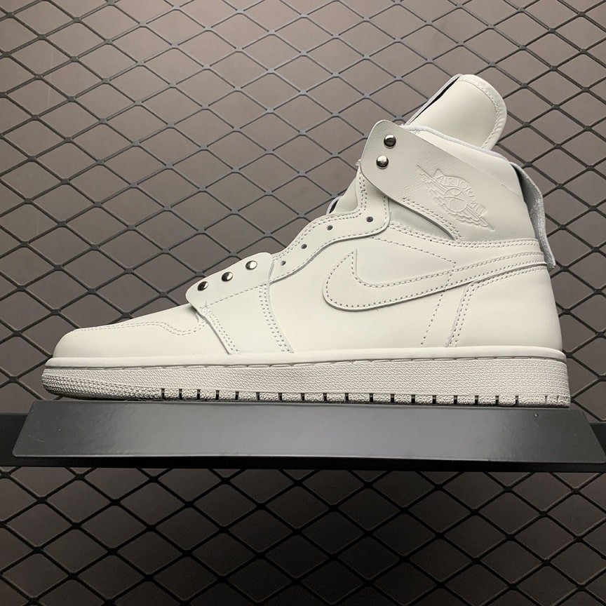 Air_Jordan_1_Retro_High_Comme_des_Garçons_Foot_Soccer_Pro