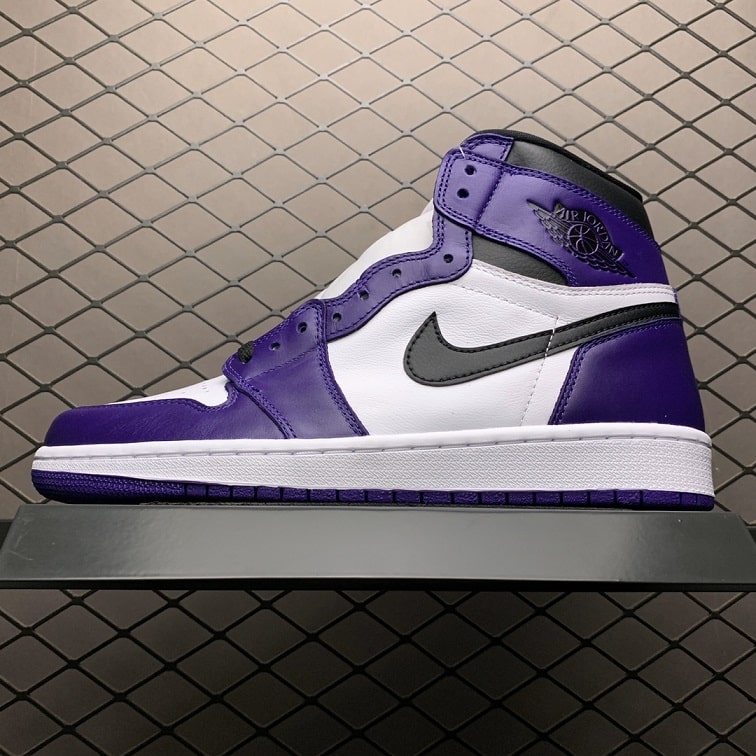 Air_Jordan_1_Retro_High_Court_Purple_White_Foot_Soccer_Pro