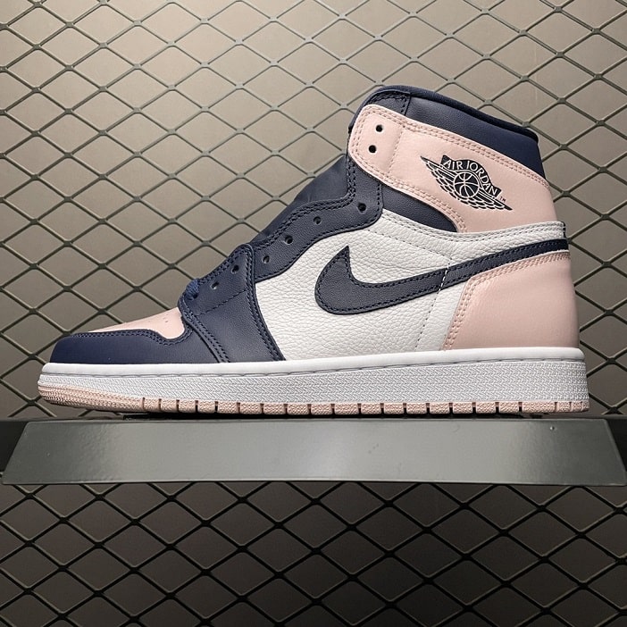 Air_Jordan_1_Retro_High_OG_Atmosphere_(W)_Foot_Soccer_Pro