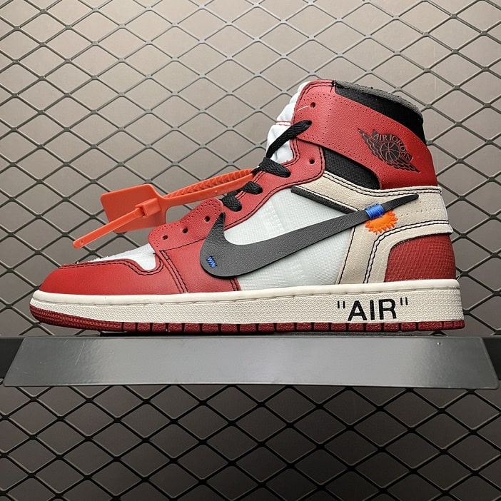 Air_Jordan_1_Retro_High_Off-White_Chicago_Foot_Soccer_Pro