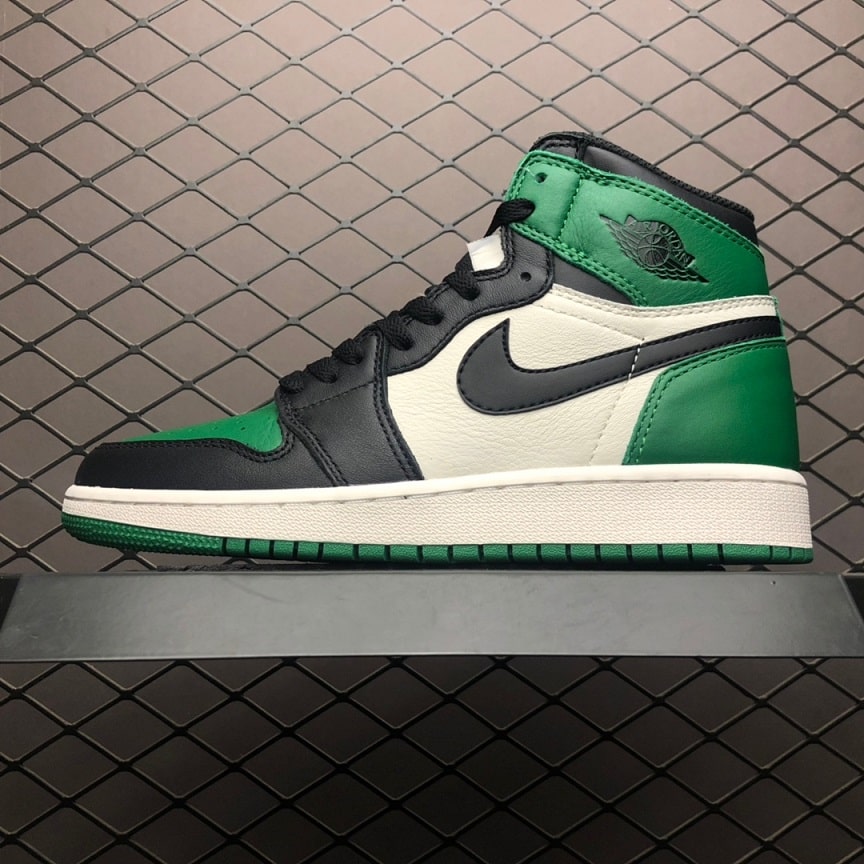 Air_Jordan_1_Retro_High_Pine_Green_Foot_Soccer_Pro_-_Air_Jordan_1_High