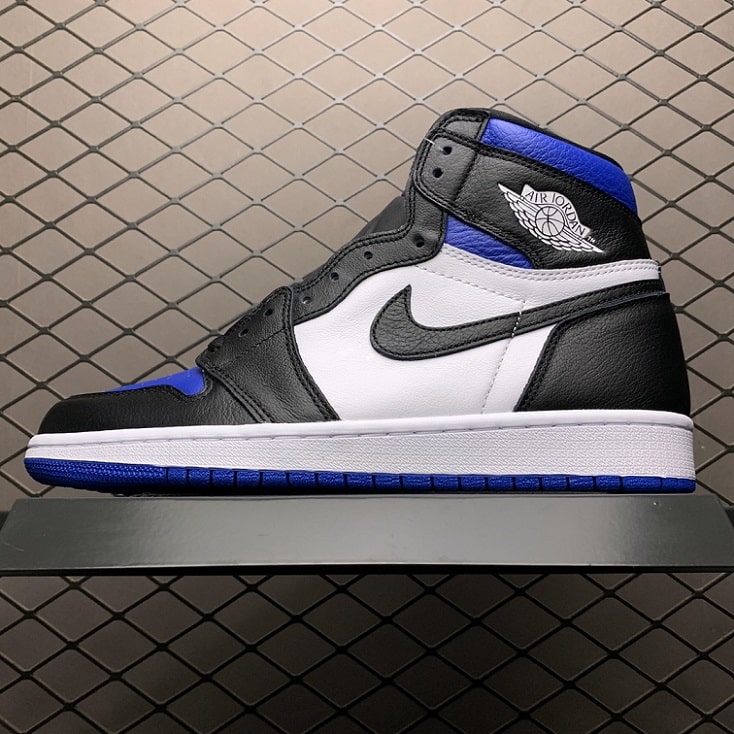 Air_Jordan_1_Retro_High_Royal_Toe_Foot_Soccer_Pro