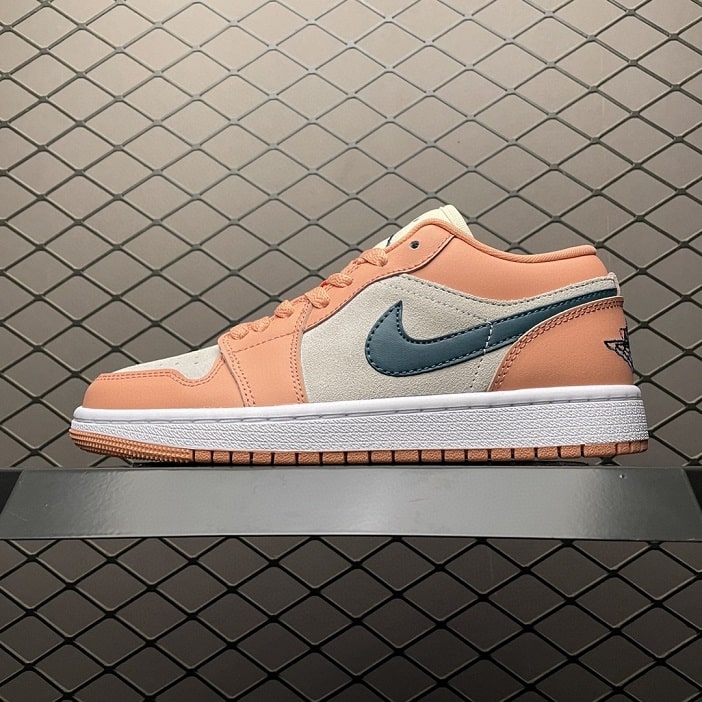 Air_Jordan_1_Low_Light_Madder_Root_(W)_Foot_Soccer_Pro