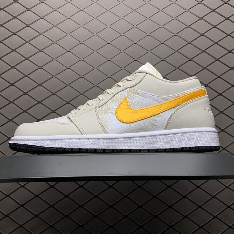 Air_Jordan_1_Low_Palm_Tree_Foot_Soccer_Pro_-_Air_Jordan_1_Low