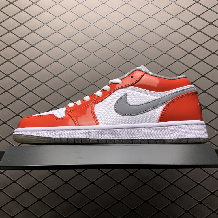 Air_Jordan_1_Low_Retro_South_Side_Foot_Soccer_Pro_-_Air_Jordan_1_LOW