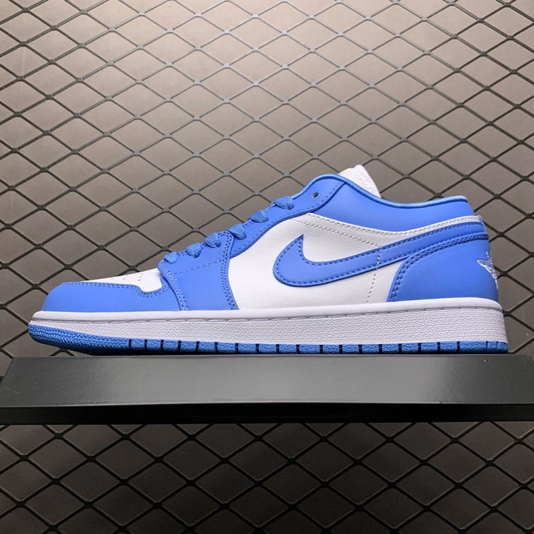 Air_Jordan_1_Low_UNC_Blue_Foot_Soccer_Pro_-_Air_Jordan_1_Low