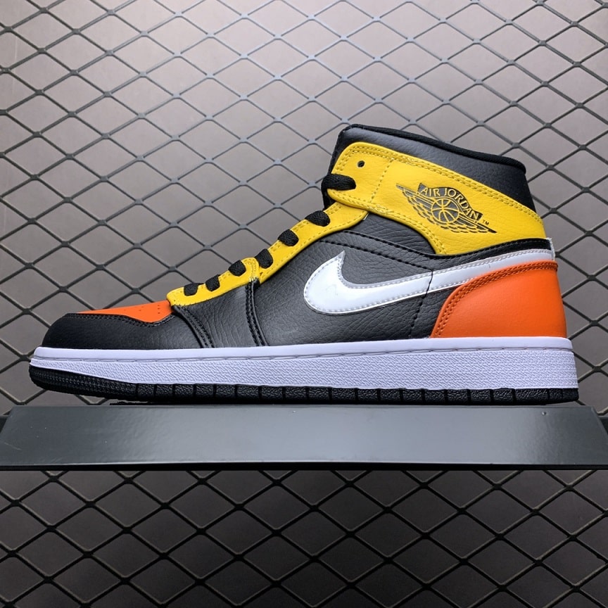 Air_Jordan_1_MID_Amarillo_leather_Orange_Foot_Soccer_Pro