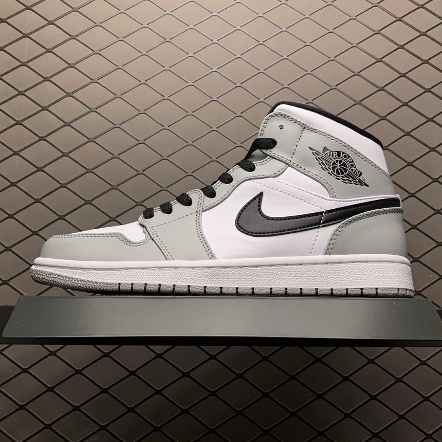 Air_Jordan_1_MID_Light_Smoke_Grey_Foot_Soccer_Pro