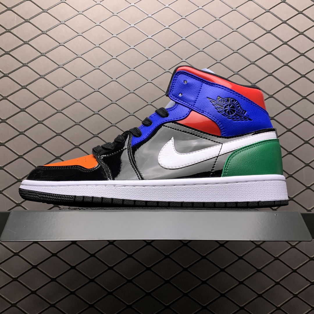 Air_Jordan_1_MID_Multi_Patent_Foot_Soccer_Pro