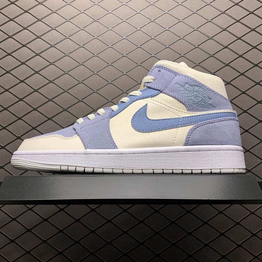 Air_Jordan_1_Mid_Mixed_Textures_Blue_Foot_Soccer_Pro